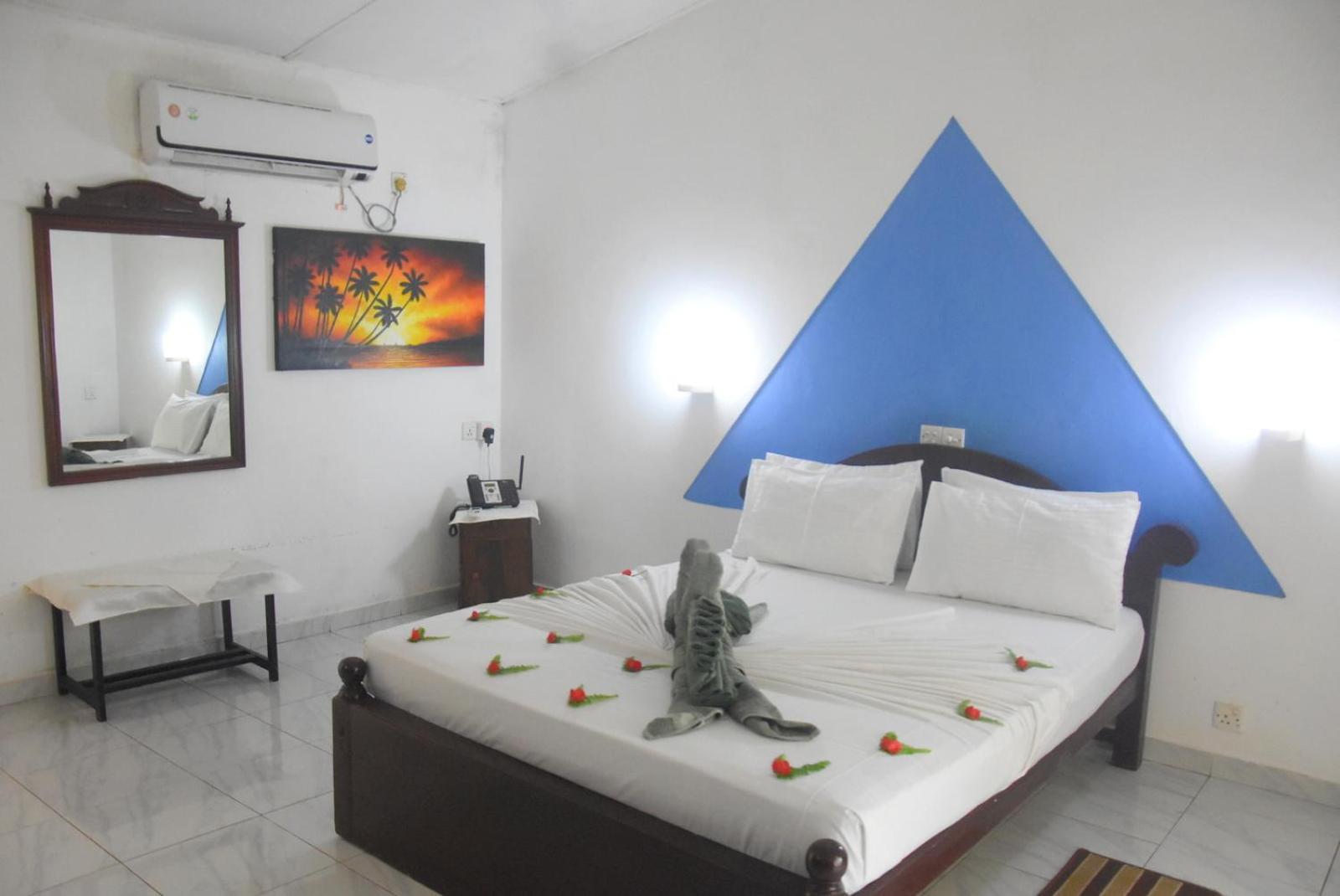 Hotel Aqua Pearl Bolgoda Lake Panadura Esterno foto